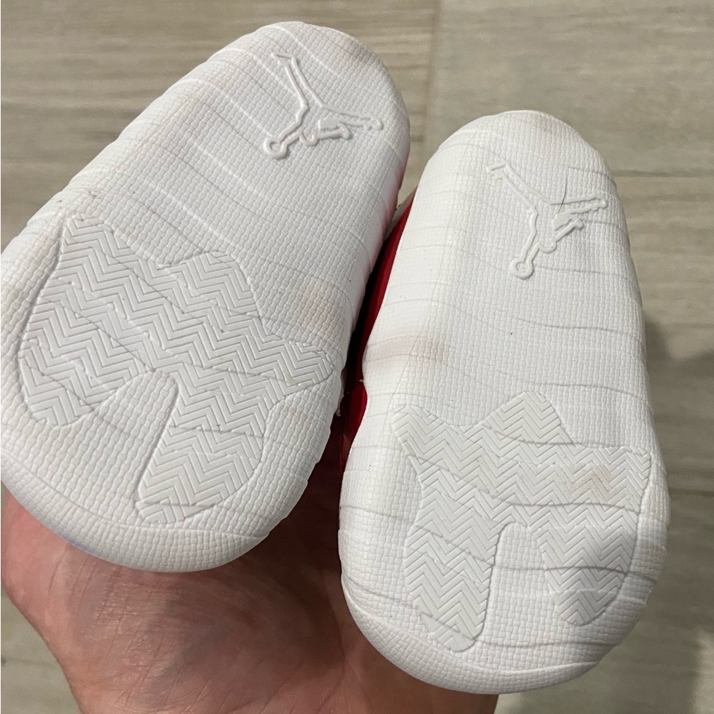 Jordan 11 - Picture 5 of 5